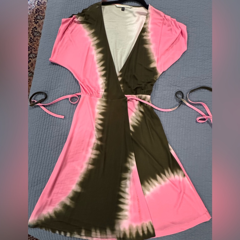 Diane Von Furstenberg Vintage Pink and Brown Dress